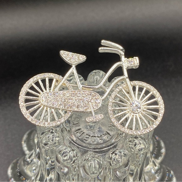 Pave Crystal Rhinestone Silver Tone Dutch Amsterdam Bicycle Pin - Picture 1 of 11